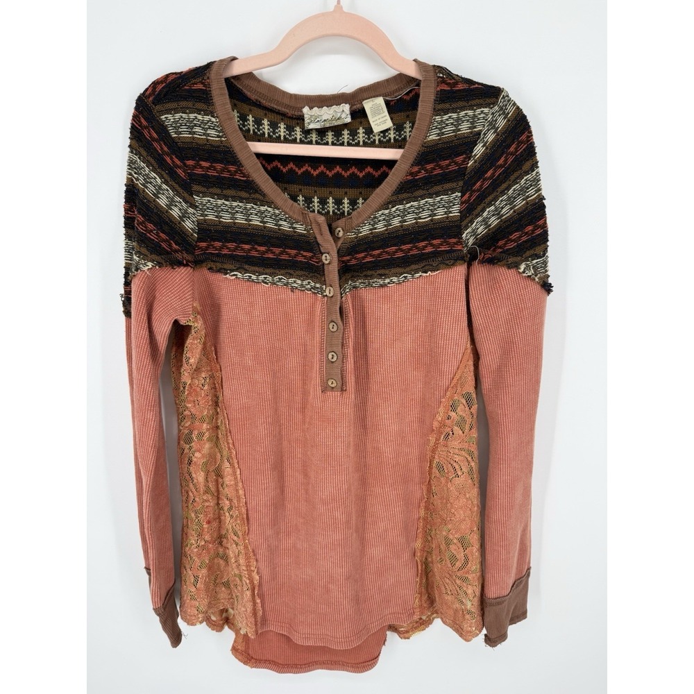 Gimmicks By BKE Thermal Henley Top Large L Lace Coral Pink Boho Pattern Buckle